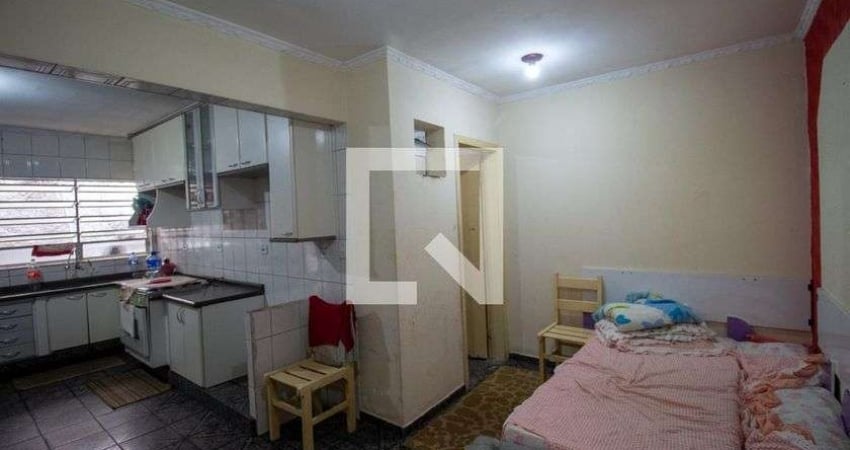 Casa para Aluguel - Itaim Paulista, 2 Quartos,  80 m² - São Paulo