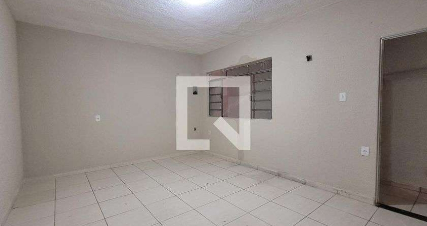 Casa para Aluguel - Jardim Ana Maria, 1 Quarto,  70 m² - Santo André