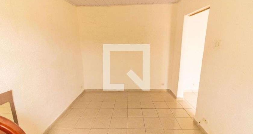 Casa para Aluguel - Jardim Éster Yolanda, 1 Quarto,  26 m² - São Paulo