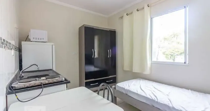 Kitnet / Stúdio para Aluguel - Jardim Éster Yolanda, 1 Quarto,  13 m² - São Paulo