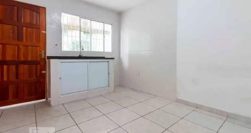 Casa para Aluguel - Itaquera, 1 Quarto,  40 m² - São Paulo
