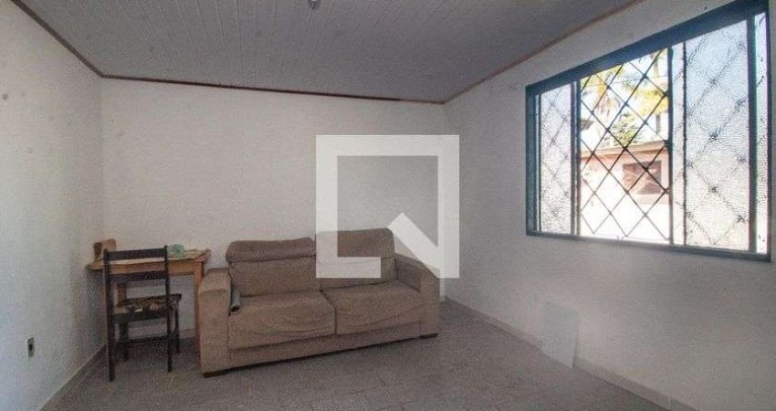 Casa para Aluguel - Campo Novo, 1 Quarto,  60 m² - Porto Alegre