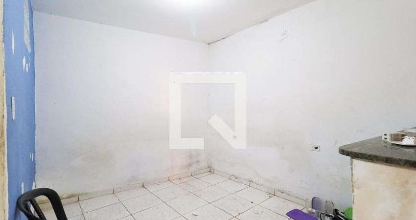 Casa para Aluguel - Parque Casa de Pedra, 2 Quartos,  50 m² - São Paulo