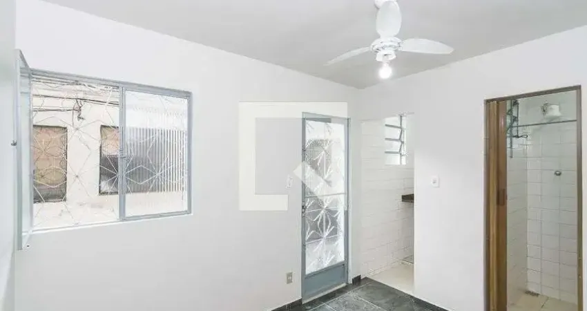 Kitnet / Stúdio para Aluguel - Irajá, 1 Quarto,  11 m² - Rio de Janeiro
