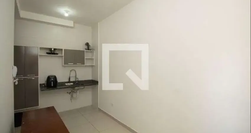 Casa para Aluguel - Vila Constança , 1 Quarto,  30 m² - São Paulo