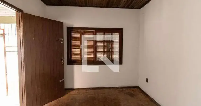 Casa para Aluguel - Ponta Grossa, 2 Quartos,  68 m² - Porto Alegre