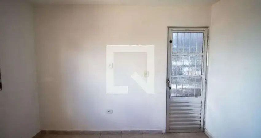 Casa para Aluguel - Vila Carmosina, 1 Quarto,  50 m² - São Paulo