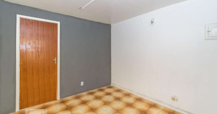 Apartamento para Aluguel - Ramos, 2 Quartos,  50 m² - Rio de Janeiro