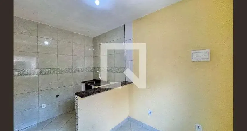 Casa para Aluguel - Vargem Grande, 1 Quarto,  28 m² - Rio de Janeiro