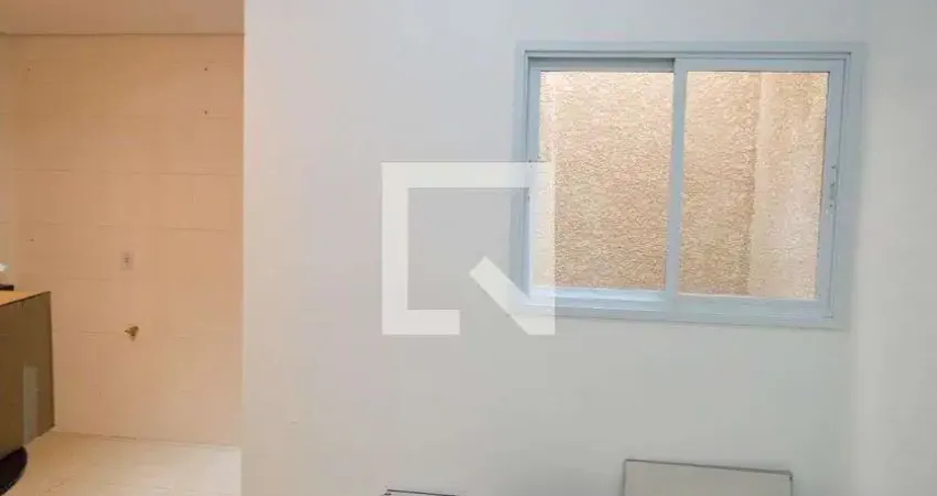 Casa para Aluguel - Vila Carrão, 2 Quartos,  39 m² - São Paulo