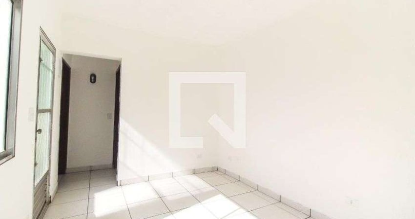 Casa para Aluguel - Itaquera, 2 Quartos,  120 m² - São Paulo