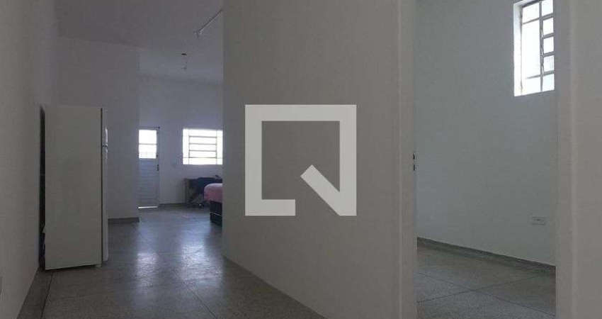 Kitnet / Stúdio para Aluguel - Jardim Arapongasn, 1 Quarto,  30 m² - Guarulhos