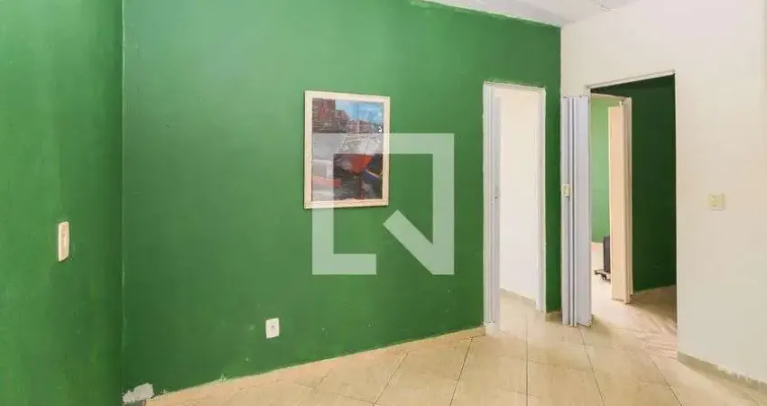 Apartamento para Aluguel - Ramos, 3 Quartos,  50 m² - Rio de Janeiro