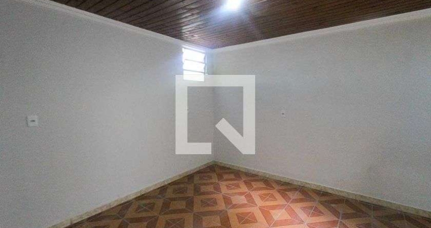 Apartamento para Aluguel - Sapopemba, 1 Quarto,  30 m² - São Paulo