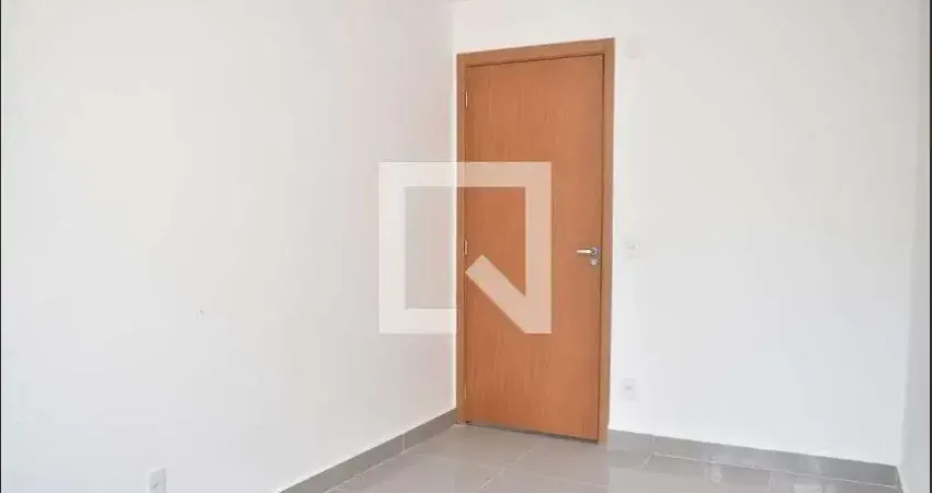 Apartamento para Aluguel - Guaratiba, 2 Quartos,  41 m² - Rio de Janeiro