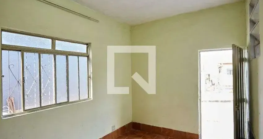 Kitnet / Stúdio para Aluguel - Santa Cruz, 1 Quarto,  18 m² - Belo Horizonte