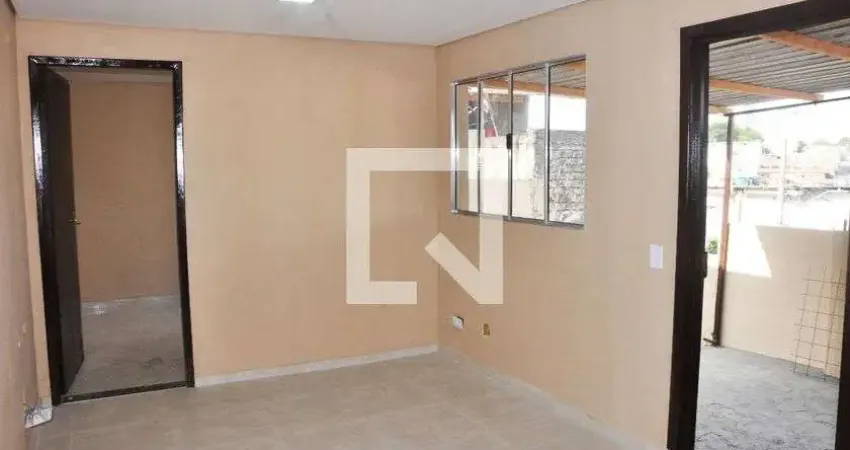 Casa para Aluguel - Vila Santista, 1 Quarto,  61 m² - São Paulo