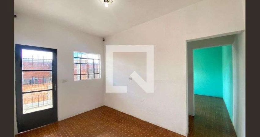 Casa para Aluguel - Jardim Presidente Dutra, 1 Quarto,  60 m² - Guarulhos