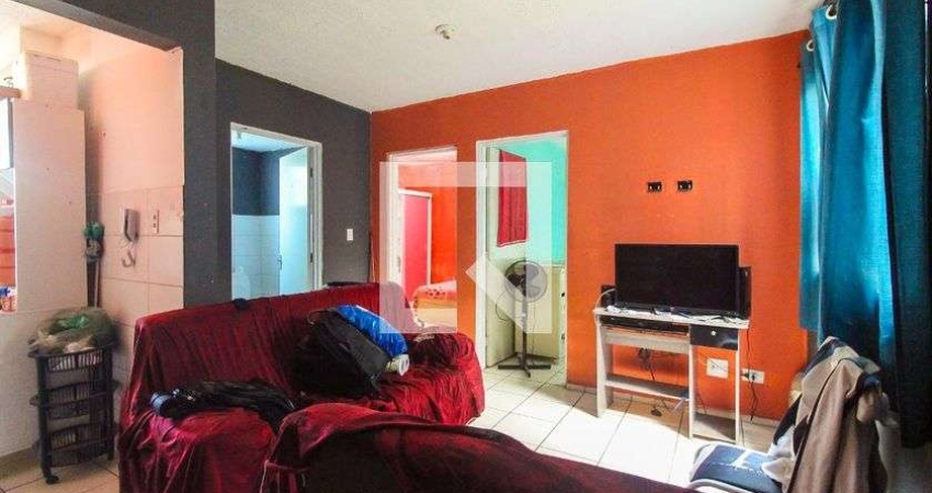 Apartamento para Aluguel - Conjunto Residencial Jose Bonifacio, 2 Quartos,  50 m² - São Paulo
