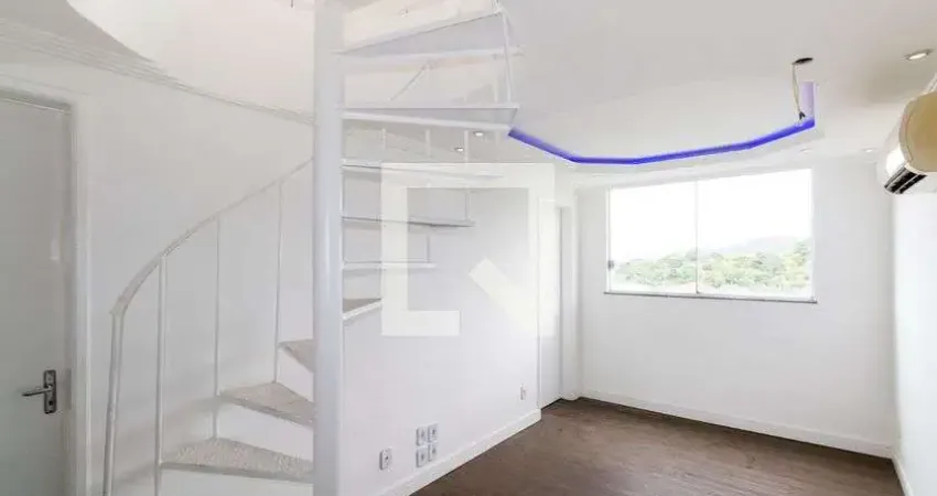 Cobertura para Aluguel - Guaratiba, 2 Quartos,  92 m² - Rio de Janeiro