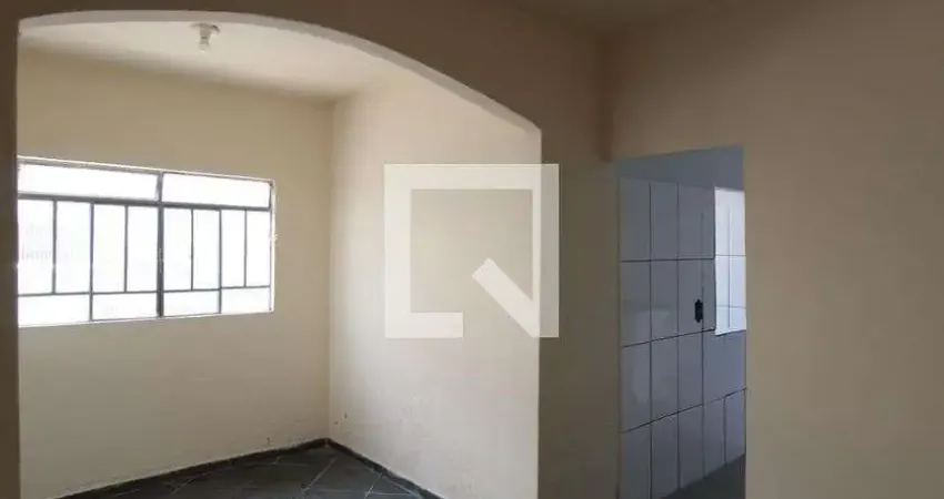 Casa para Aluguel - Glória, 1 Quarto,  70 m² - Belo Horizonte