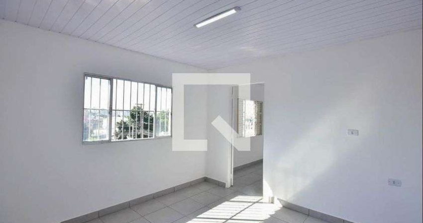 Casa para Aluguel - Parque Regina, 1 Quarto,  40 m² - São Paulo