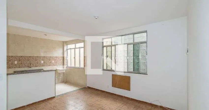 Apartamento para Aluguel - Brás de Pina, 2 Quartos,  60 m² - Rio de Janeiro
