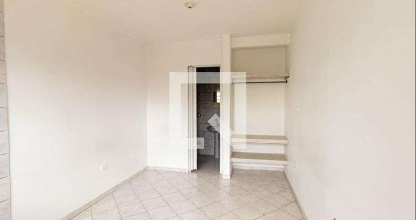 Kitnet / Stúdio para Aluguel - Portão, 1 Quarto,  18 m² - Curitiba