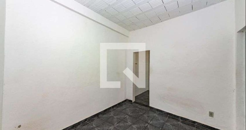 Casa para Aluguel - Carlos Prates, 2 Quartos,  61 m² - Belo Horizonte