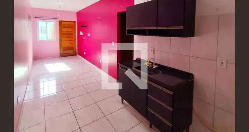 Casa para Aluguel - Ponta Grossa, 1 Quarto,  48 m² - Porto Alegre