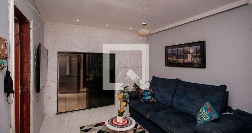 Casa para Aluguel - Cascadura, 2 Quartos,  90 m² - Rio de Janeiro