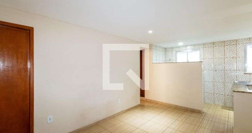 Casa para Aluguel - Campo Grande, 2 Quartos,  51 m² - Rio de Janeiro
