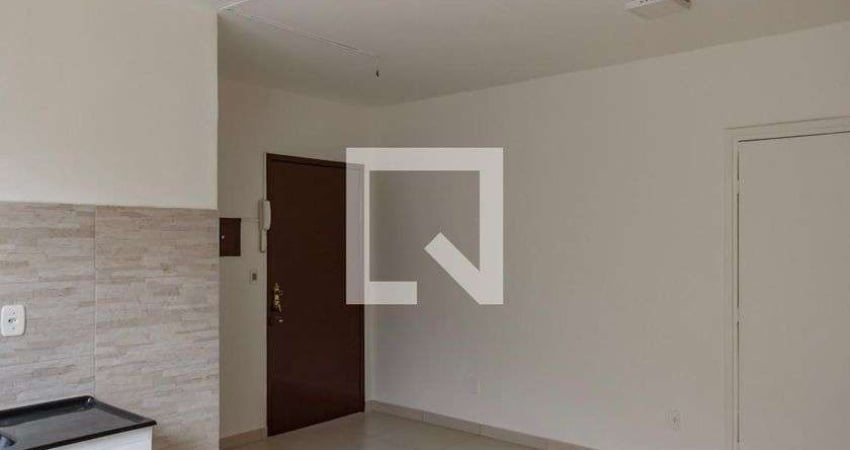 Kitnet / Stúdio para Aluguel - Cavalhada, 1 Quarto,  60 m² - Porto Alegre