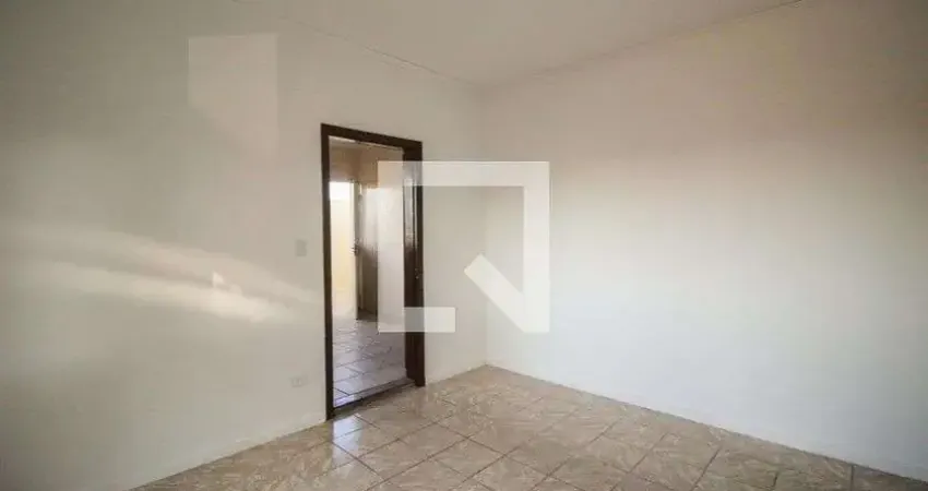 Casa para Aluguel - Vila Rosaria, 2 Quartos,  80 m² - São Paulo