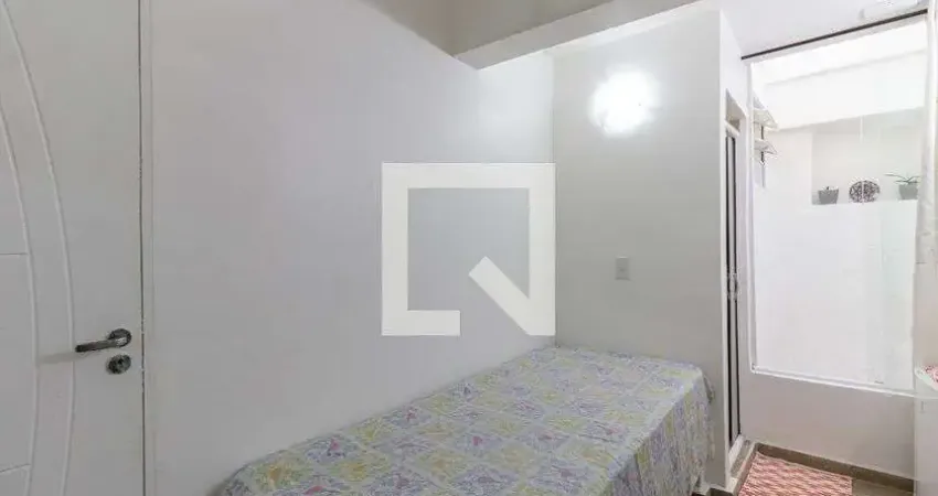 Kitnet / Stúdio para Aluguel - Aclimação, 1 Quarto,  15 m² - São Paulo