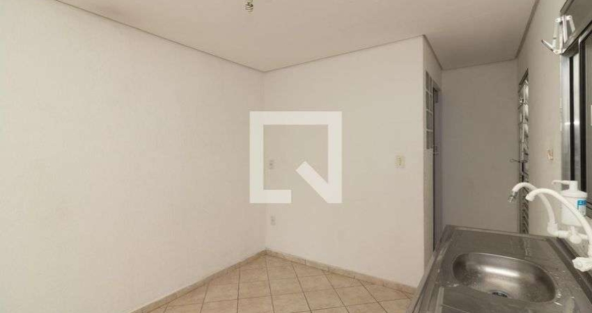 Casa para Aluguel - Vila Talarico, 1 Quarto,  36 m² - São Paulo