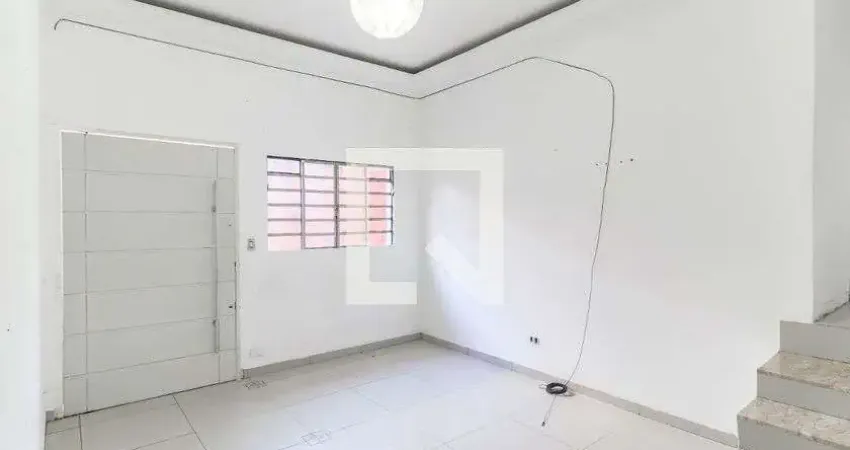 Casa para Aluguel - Jardim Sao Luis, 2 Quartos,  40 m² - São Paulo