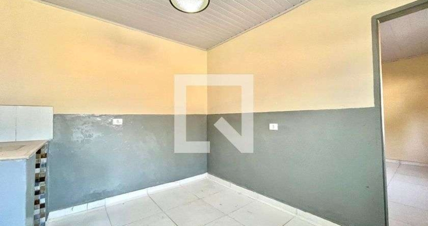 Casa para Aluguel - Jabaquara, 1 Quarto,  40 m² - São Paulo