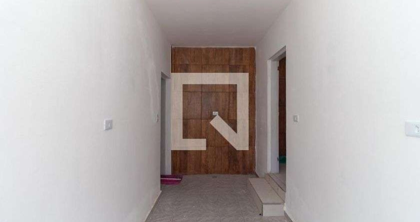 Casa para Aluguel - Sapopemba, 1 Quarto,  80 m² - São Paulo