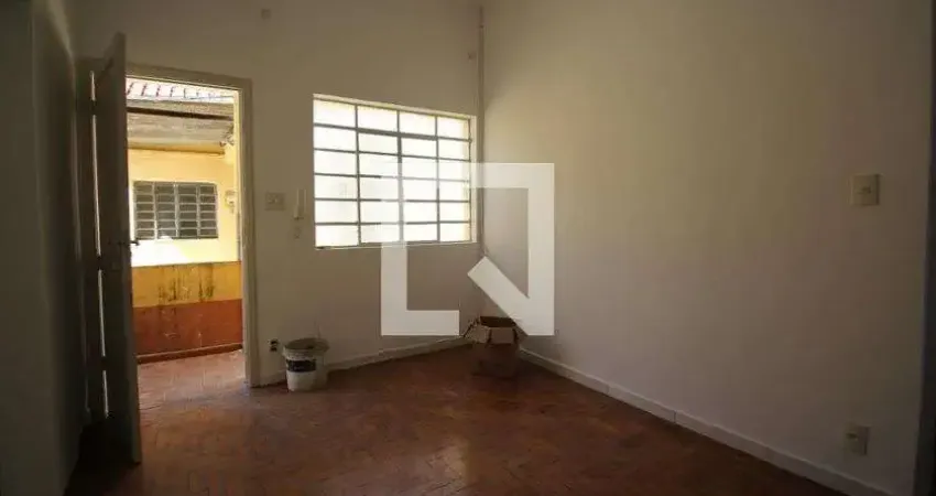 Casa para Aluguel - Cambuci, 2 Quartos,  55 m² - São Paulo