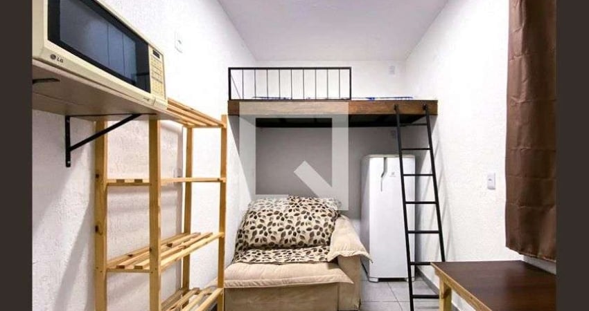 Kitnet / Stúdio para Aluguel - Butantã, 1 Quarto,  10 m² - São Paulo