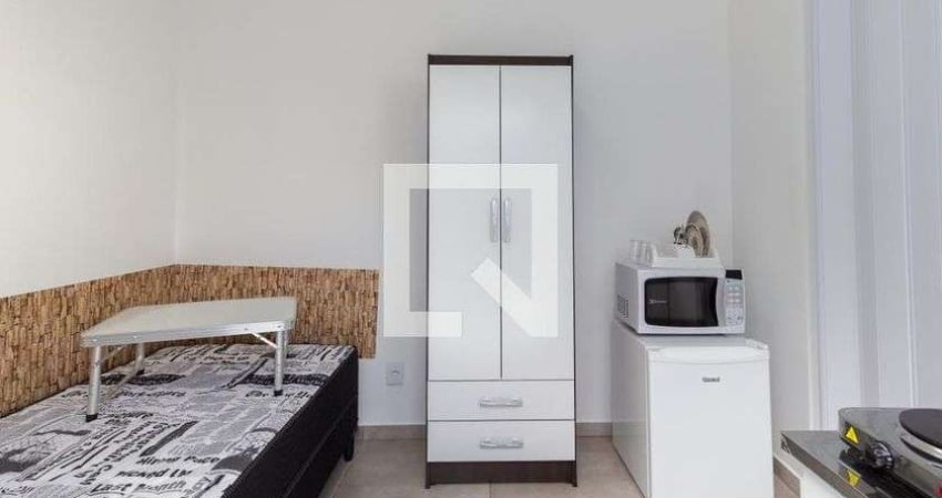 Kitnet / Stúdio para Aluguel - Cipava, 1 Quarto,  10 m² - Osasco
