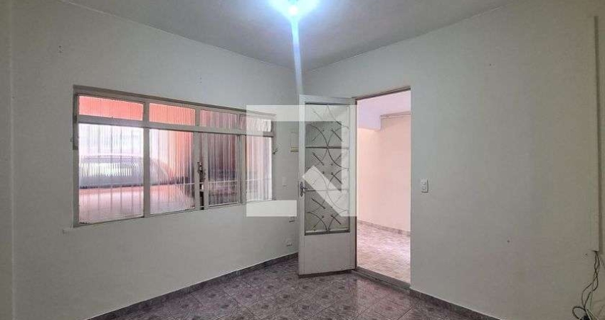 Casa para Aluguel - Parque Colonial, 3 Quartos,  62 m² - São Paulo