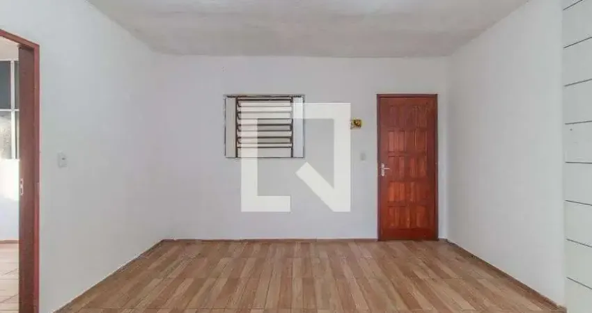 Casa para Aluguel - Medianeira, 2 Quartos,  57 m² - Porto Alegre