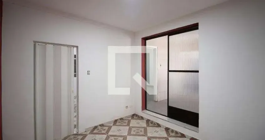 Casa para Aluguel - Vila Mazzei, 2 Quartos,  72 m² - São Paulo