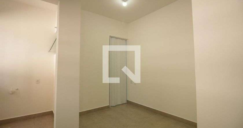 Apartamento para Aluguel - Sapopemba, 1 Quarto,  29 m² - São Paulo