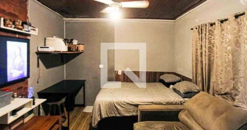Casa para Aluguel - Vila Antonieta, 2 Quartos,  85 m² - São Paulo