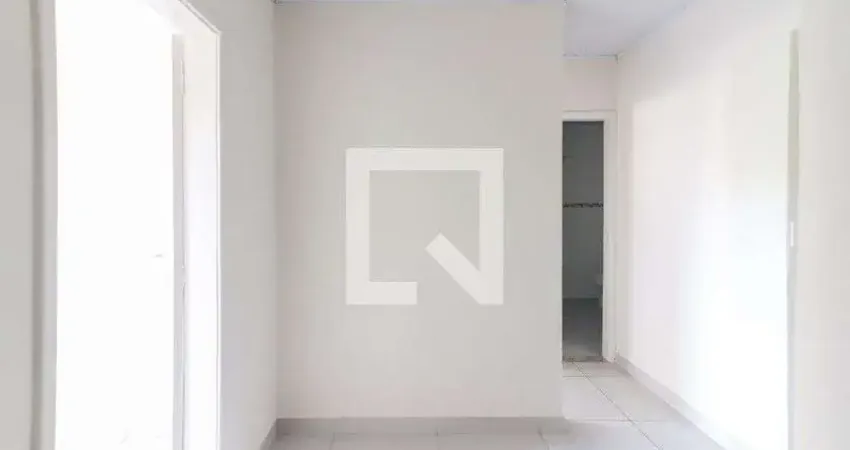 Casa para Aluguel - Jardim Éster Yolanda, 2 Quartos,  84 m² - São Paulo