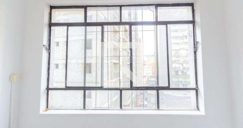 Apartamento para Aluguel - Liberdade, 1 Quarto,  32 m² - São Paulo