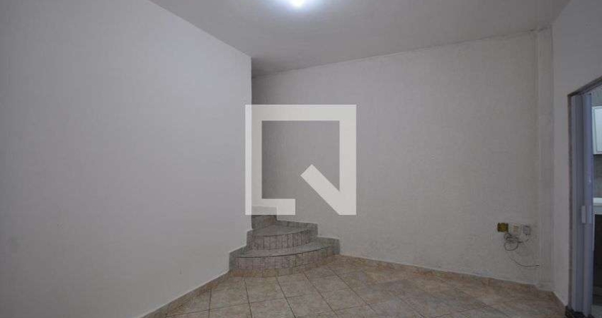 Casa para Aluguel - Jardim Brasil , 2 Quartos,  70 m² - São Paulo